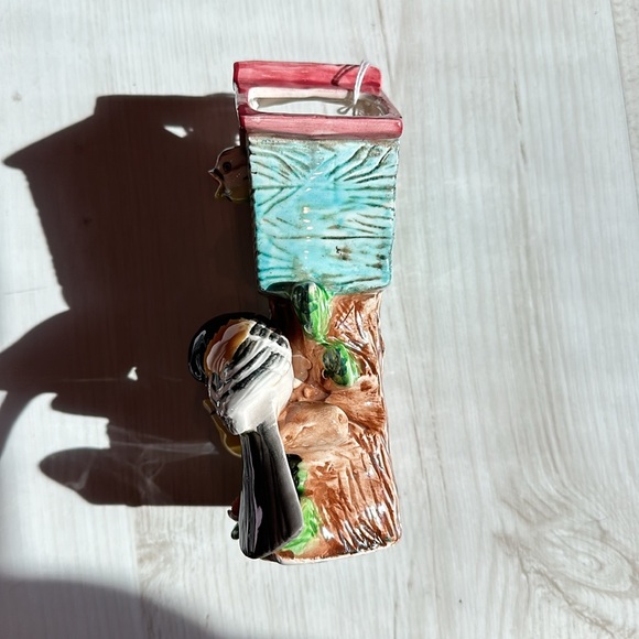 Fun vintage bird house planter can be hung on the wall. - Picture 2 of 9